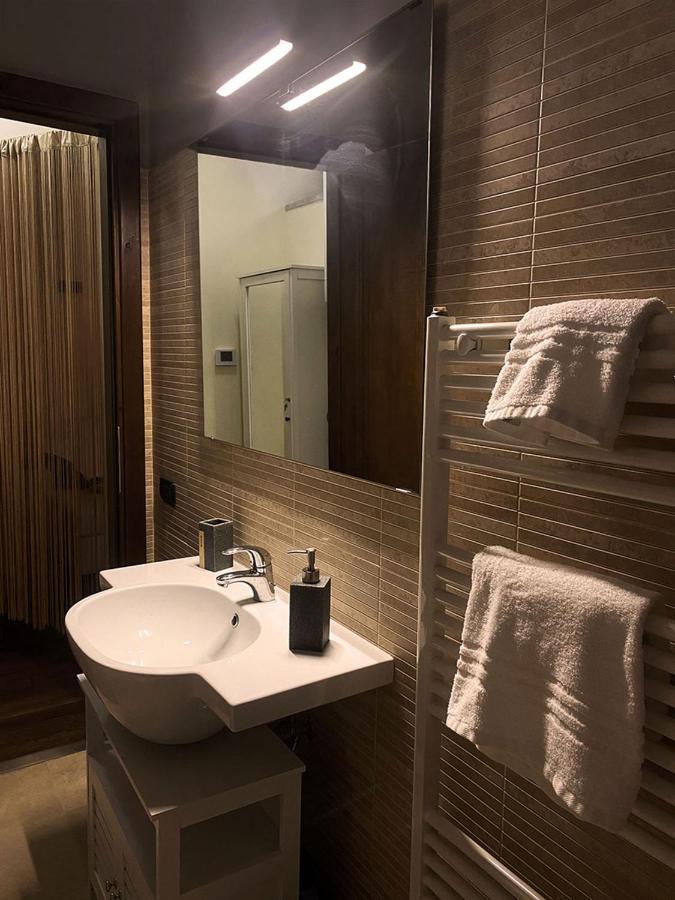 Guest House Palazzo Bussi Viterbo Bagian luar foto